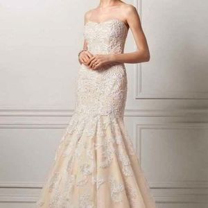 Oleg Cassini CMB619 Wedding Dress Size 12